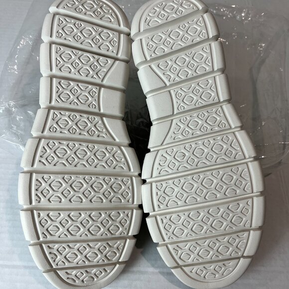 Men's Beige Size 9 Nylon ComfoFeet Tie Oxford, NWOT - Picture 4 of 4